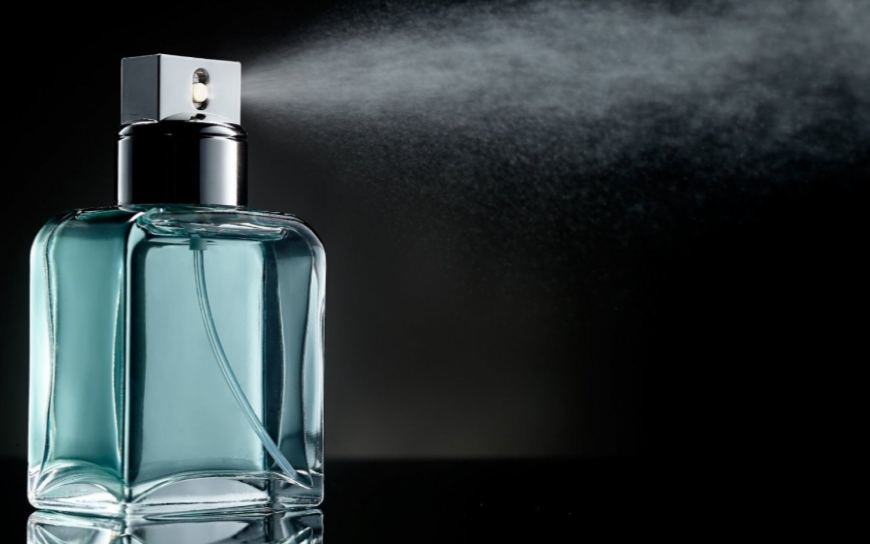 Embrace Bold Femininity With Burberry Her Perfume